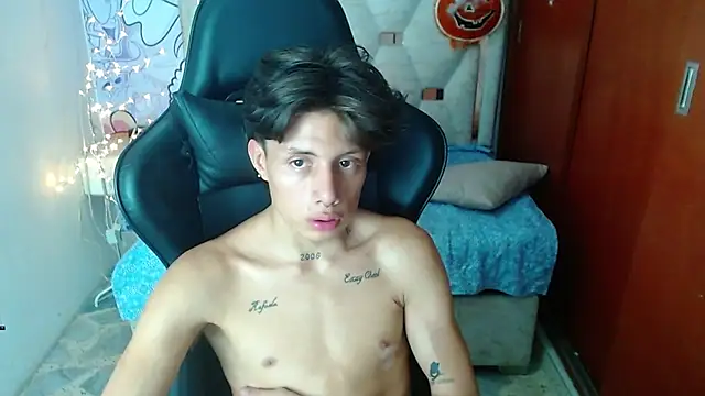 hot_atheltee – webcam-show
