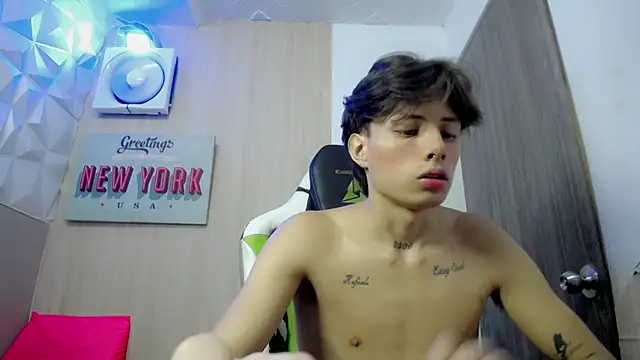 hot_atheltee Webcamshow