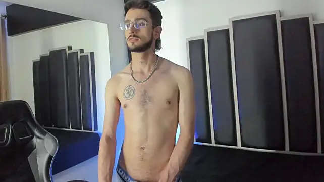 Harry_777_hot Webcam Show