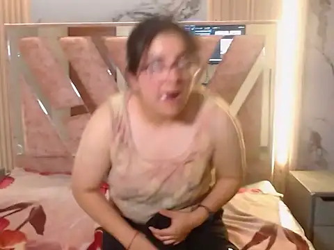 samanthaqueenmoon's Live XXX Chat