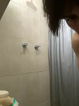 SkinnyRosa webcam show