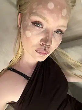 Webkamerová show elissweetie