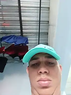 Spit_kingpig webcam show