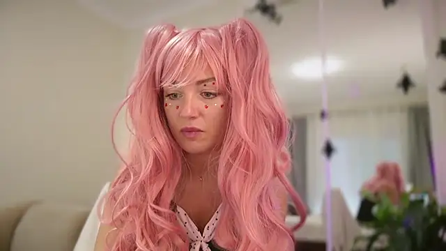 EmilyLakoma – Kamerová šou
