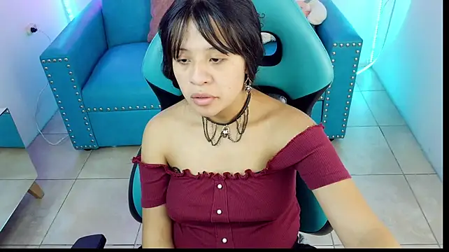 linda_stone_m's Webcam Show