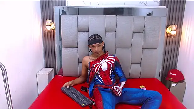 Yeison_Arcos Show in webcam