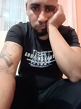 Show modela dimoffft na web-kameri