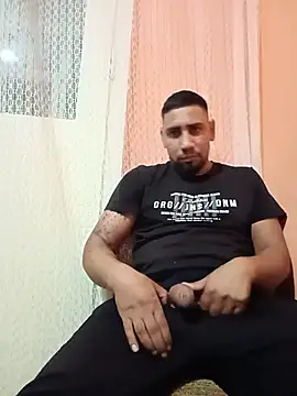 Show modela dimoffft na web-kameri