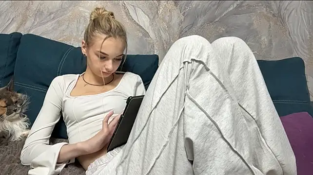 ColleneSerban – webcam-show