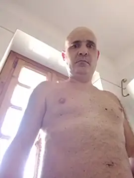 הופעת וובקאם של troiasexy75
