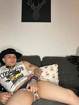 Show de Lucifersex69 na webcam