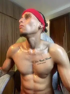 Webkamerová show skinny_Latino