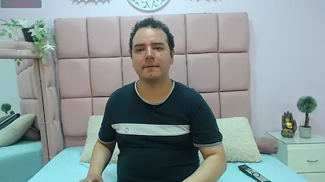 Anubis_Hot_Rythm Webcam show