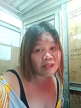 edenyummy46 Pertunjukan Webcam
