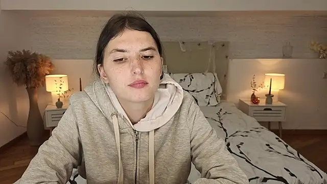 Little_kitt1yy's Webcam Show
