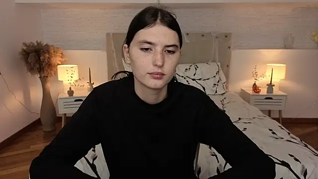 Little_kitt1yy's Webcam Show