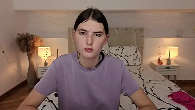 Chat XXX en directo de Little_kitt1yy