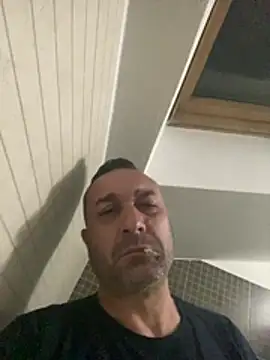 bisugardaddyboy Webcamshow