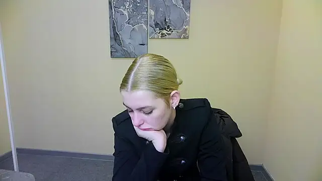 Girlygirll_のライブXXXチャット