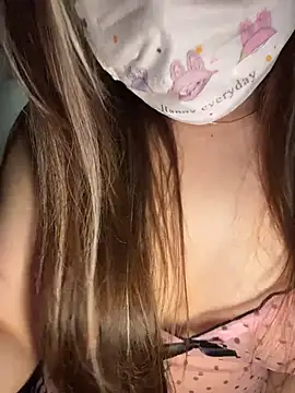 Kim2324 Show Webcam