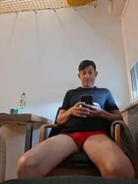 LAULOVE00 Webcam show