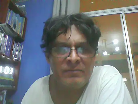 Show modela AdultAgency na web-kameri