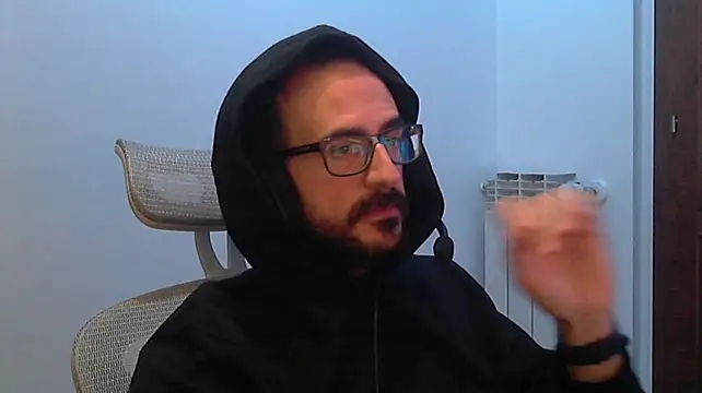aimMiken Webbikameraesitys