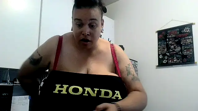 curvybeauty's Live XXX Chat