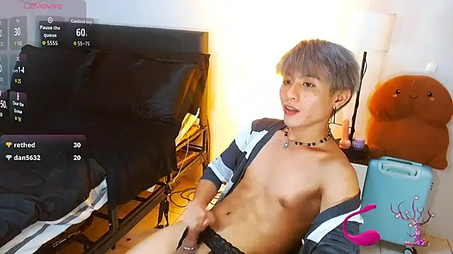 แชท XXX สดของ WildestTwink