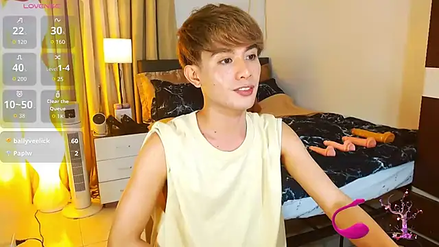WildestTwink 网络视讯表演