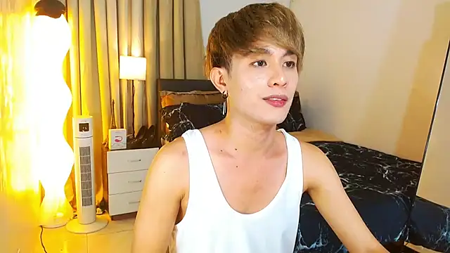 WildestTwink 网络视讯表演