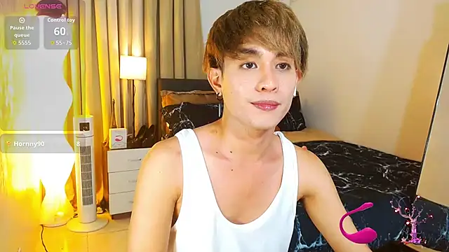 WildestTwink's Live XXX Chat
