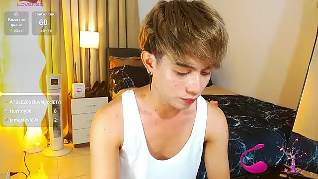Webkamerová show WildestTwink