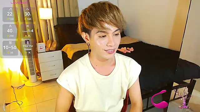 WildestTwinkのウェブカメラショー