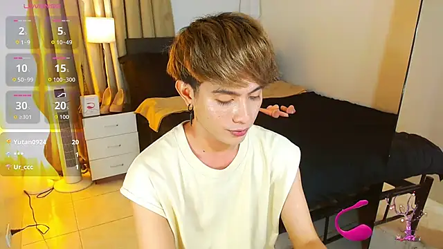 WildestTwink Pertunjukan Webcam