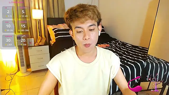 WildestTwink Pertunjukan Webcam