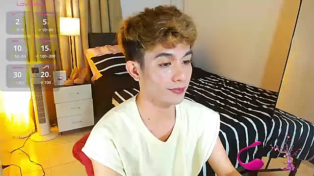 WildestTwink 网络视讯表演
