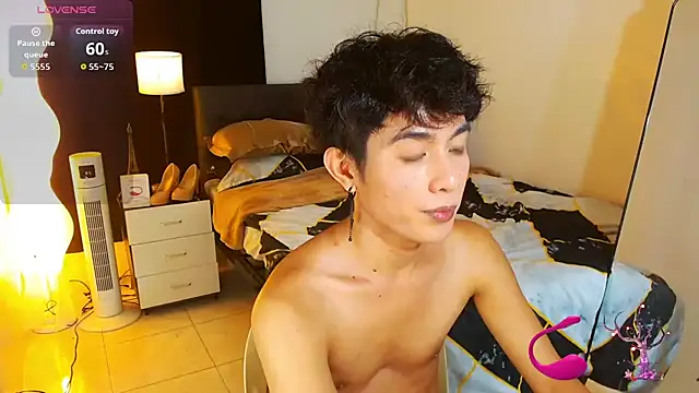 WildestTwink Pertunjukan Webcam