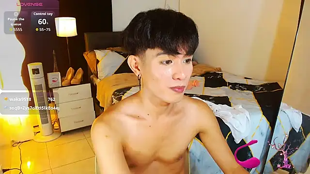 WildestTwink webcam show