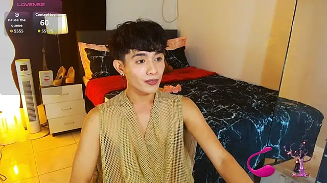 Show modela WildestTwink na web-kameri