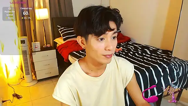 WildestTwinkのウェブカメラショー