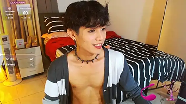 WildestTwink's Live XXX Chat