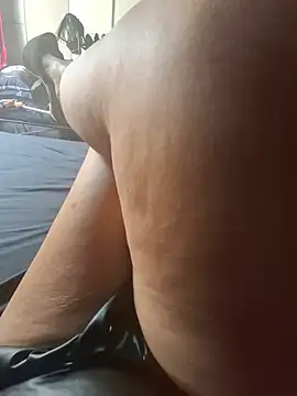 diavo72 Show in webcam