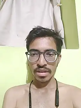 Show modela rahulpite na web-kameri