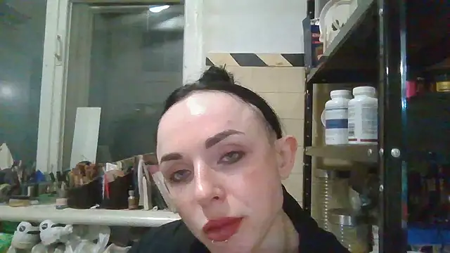 Trinsy_Love's Live Chat Room