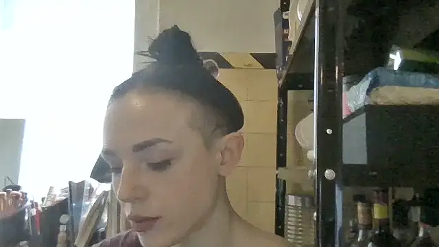 Trinsy_Love: онлайн-секс-чат