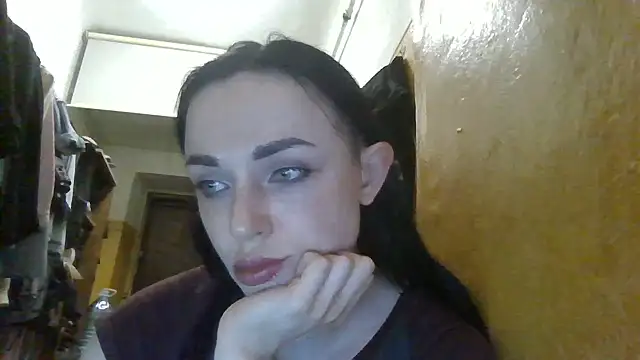 Trinsy_Love's Live XXX Chat