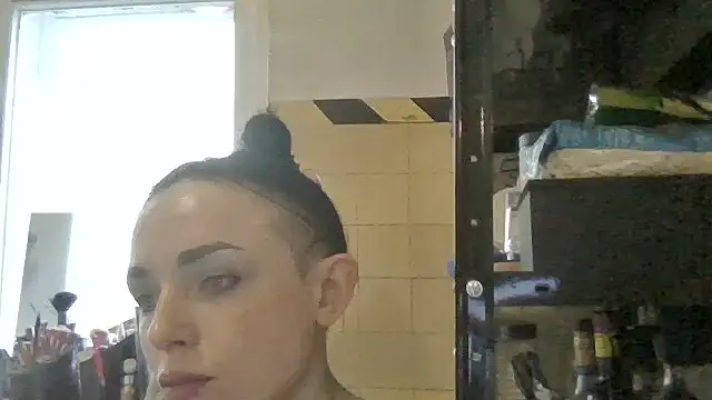 Trinsy_Love's Live XXX Chat