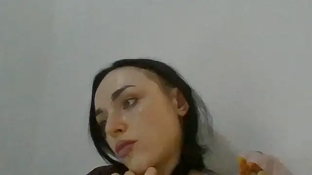 Trinsy_Love's Live XXX Chat