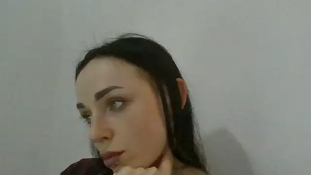 Trinsy_Love's Live XXX Chat